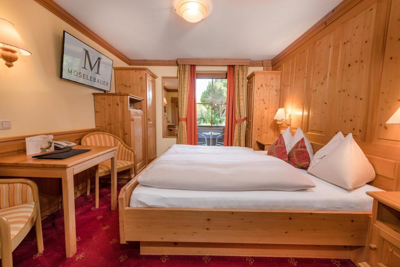 Hotel Moselebauer บาด ซังค์ เลออนฮาร์ด อิม ลาวานท์ทาล ภายนอก รูปภาพ