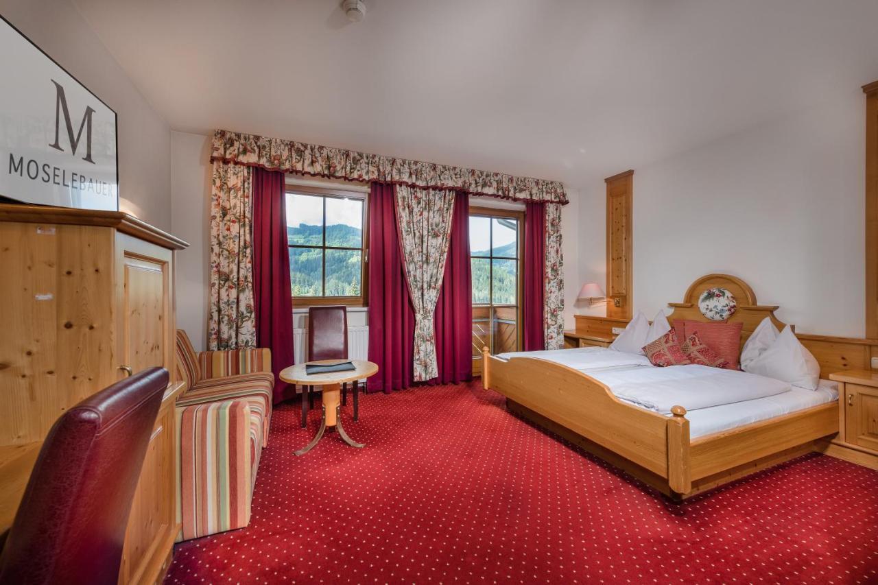 Hotel Moselebauer บาด ซังค์ เลออนฮาร์ด อิม ลาวานท์ทาล ภายนอก รูปภาพ